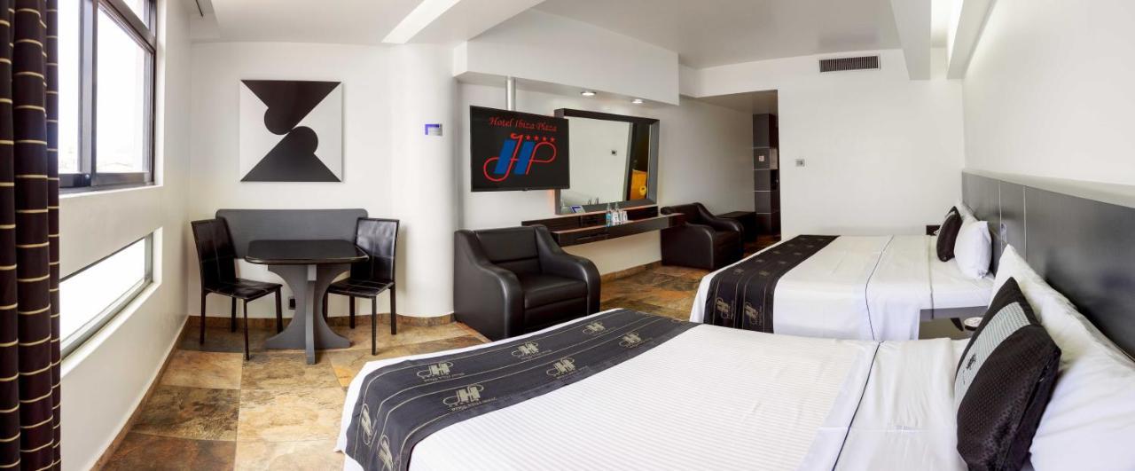 Hotel Ibiza Plaza เม็กซิโกซิตี้ ภายนอก รูปภาพ