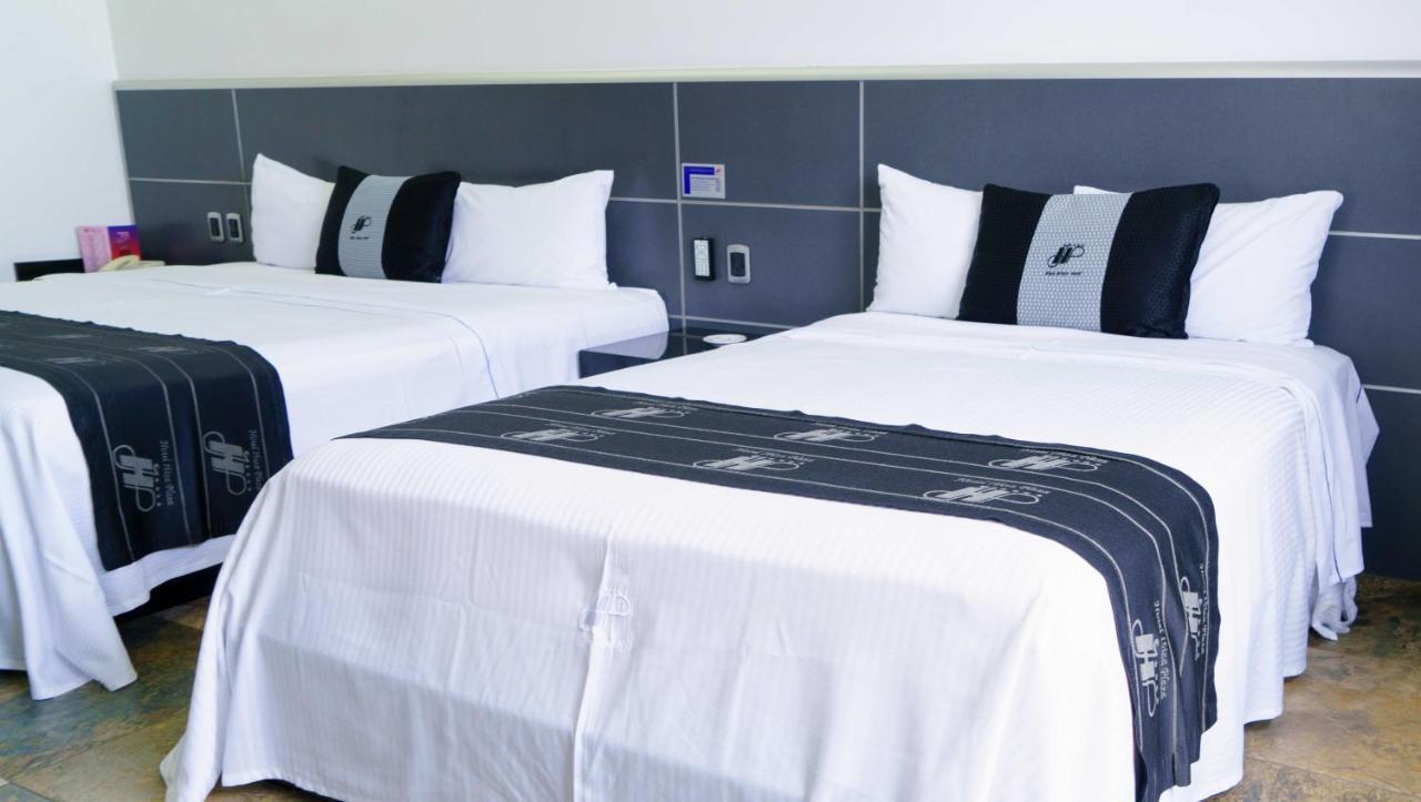 Hotel Ibiza Plaza เม็กซิโกซิตี้ ภายนอก รูปภาพ