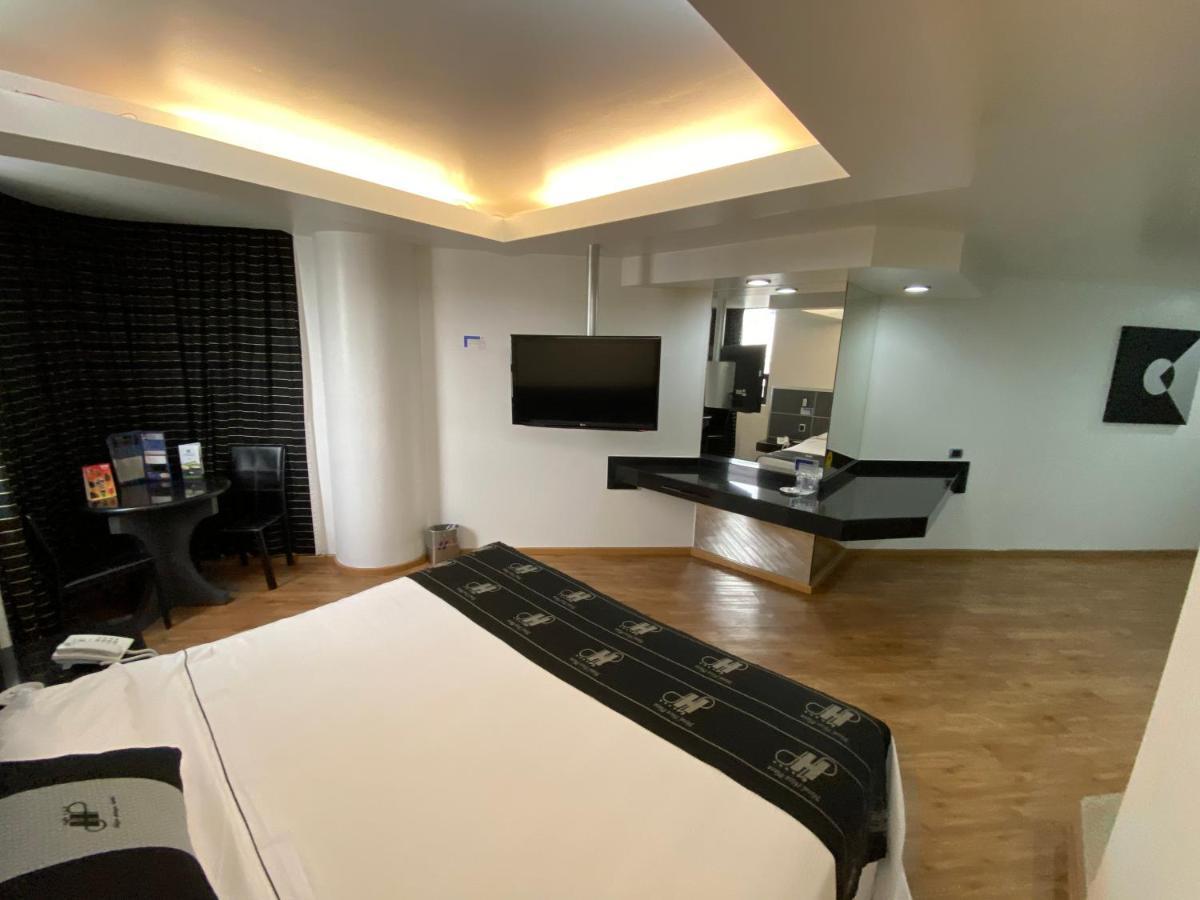 Hotel Ibiza Plaza เม็กซิโกซิตี้ ภายนอก รูปภาพ