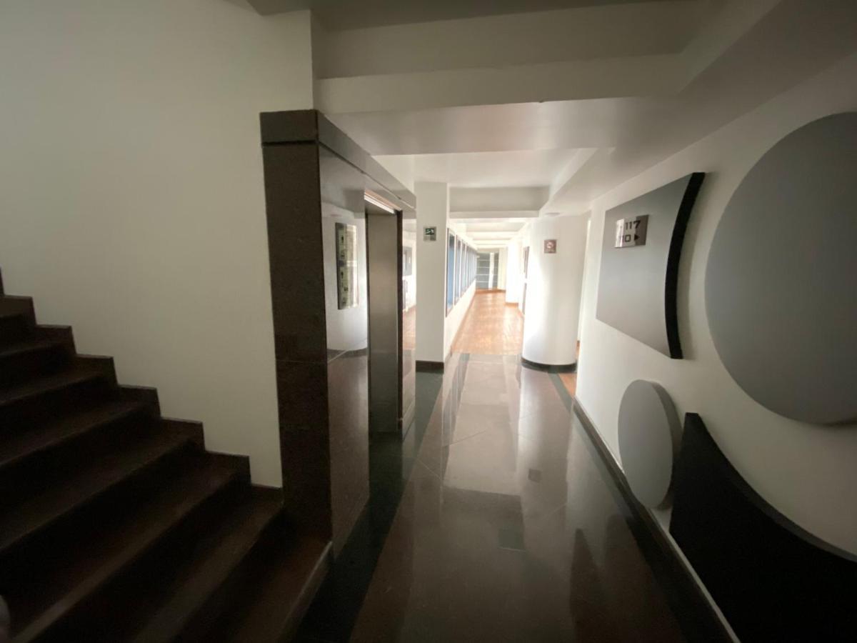 Hotel Ibiza Plaza เม็กซิโกซิตี้ ภายนอก รูปภาพ